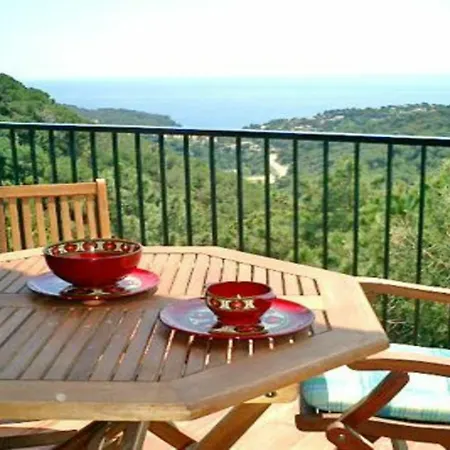 In - 104832 By Mo * Lloret de Mar