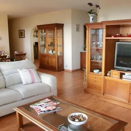 In - 104832 By Mo Apartment *